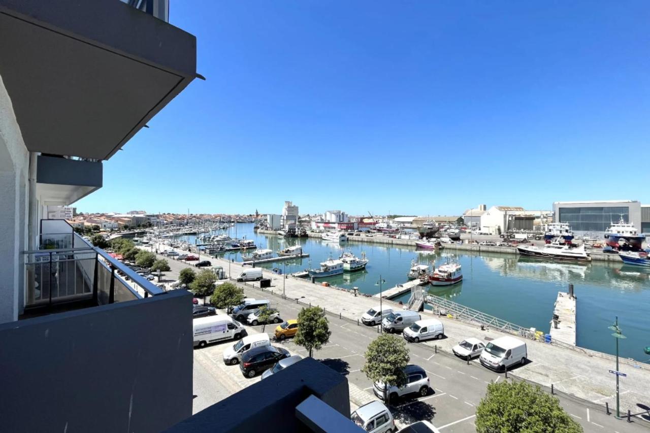 Pretty And Bright Studio With View On The Harbor Les Sables-dʼOlonne Eksteriør billede